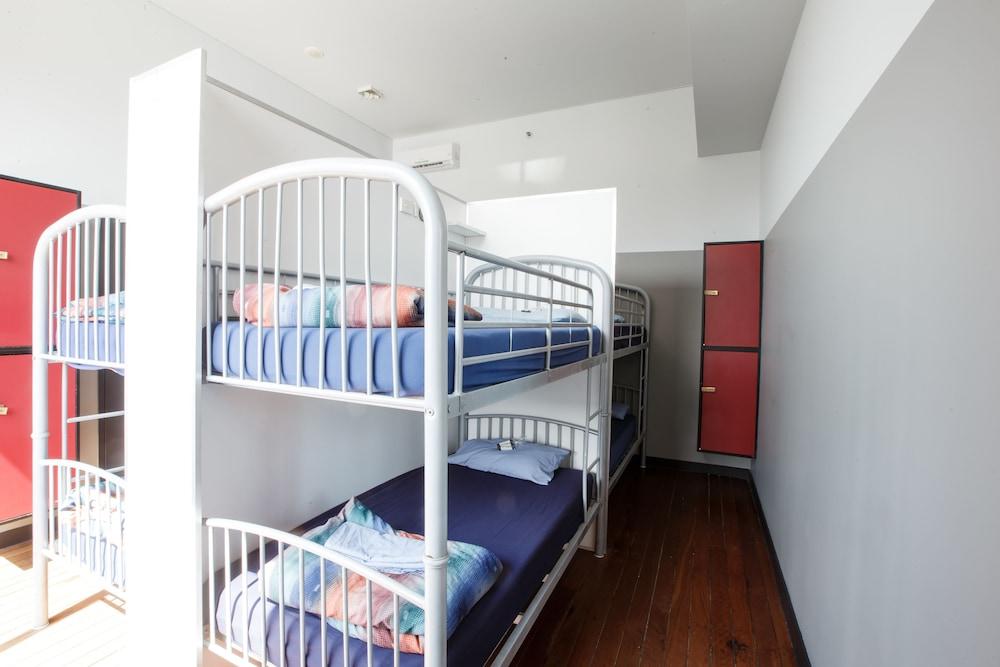 Hostel Bunk Brisbane *