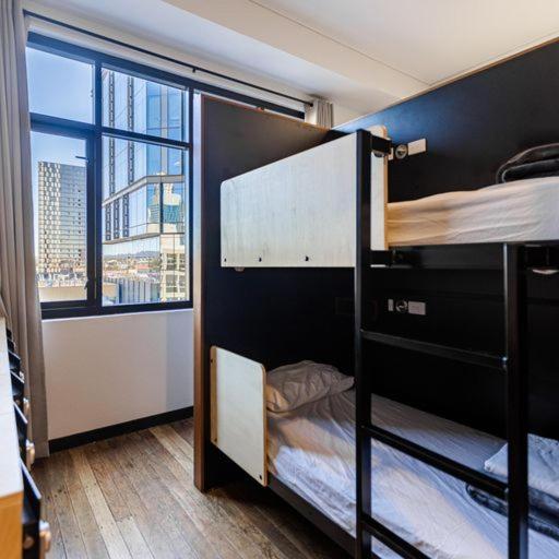 Hostel Bunk Brisbane *